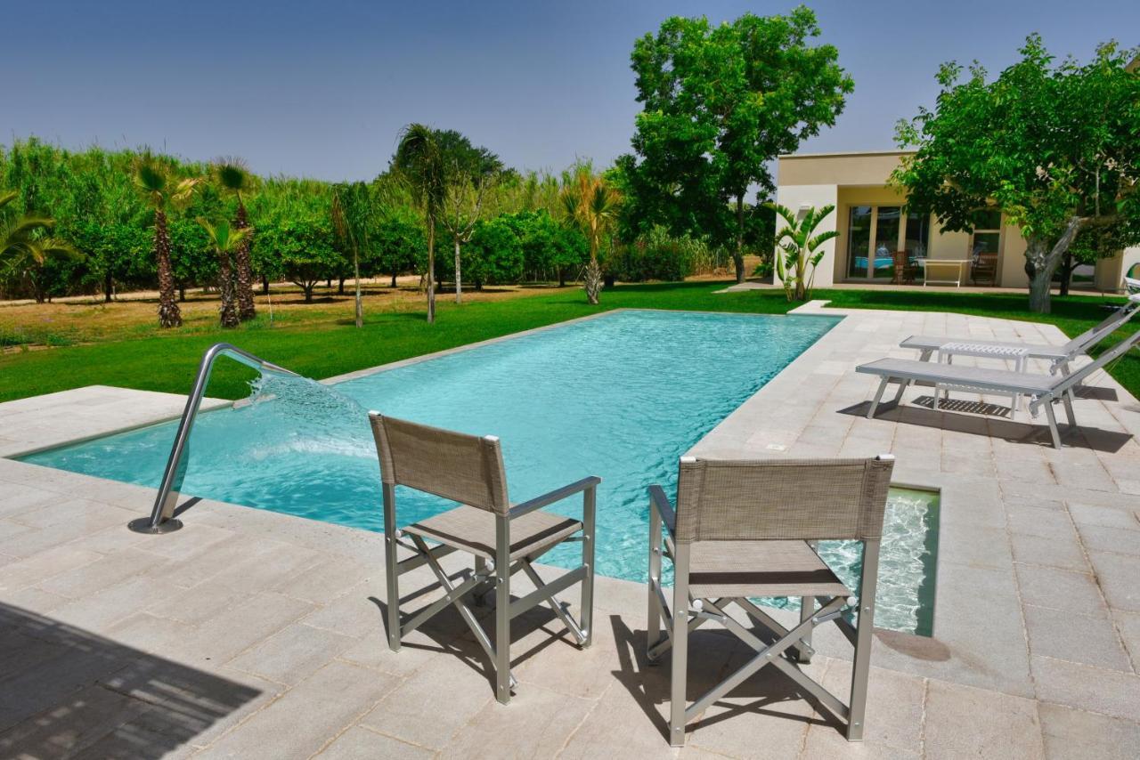 Villa Sirgole Rosa With Pool, Galatina كوتروفيانو المظهر الخارجي الصورة